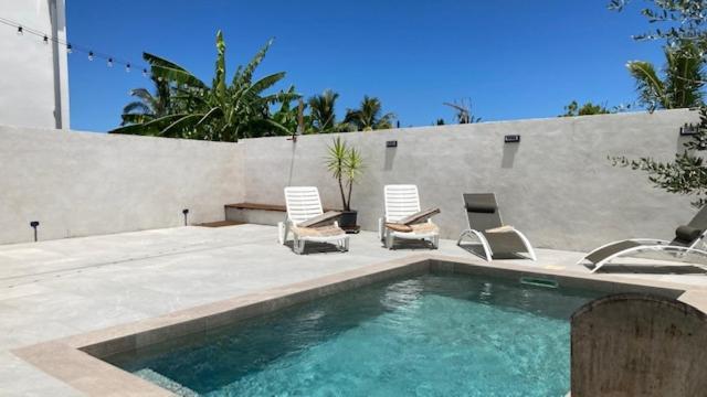 2 Chambres Avec Piscine Dans Maison Creole سانت بيير المظهر الخارجي الصورة